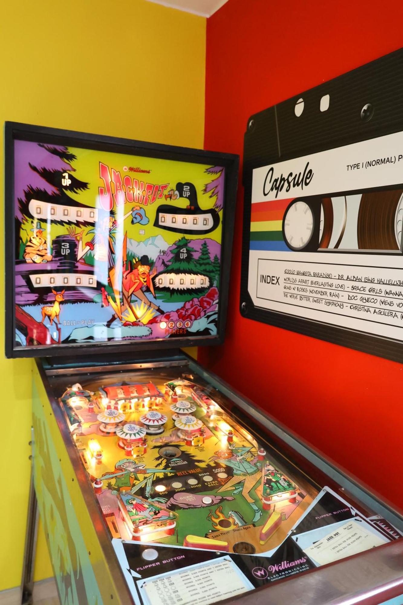 Capsule 90'S - Balneo - Sauna - Flipper - Billard - Netflix - Nintendo Switch & Jeux - มงส์ ภายนอก รูปภาพ